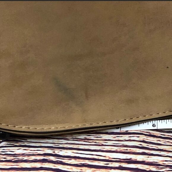 Franco Sarto saddle bag, 9x4x8 EUC, - Picture 5 of 9